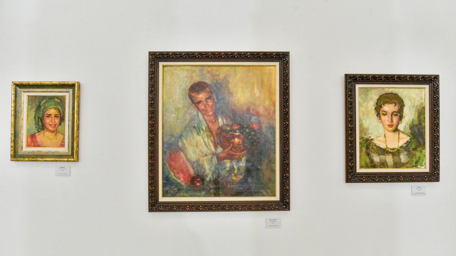 Exposición de José Cruz Herrera y su hija Amparo.