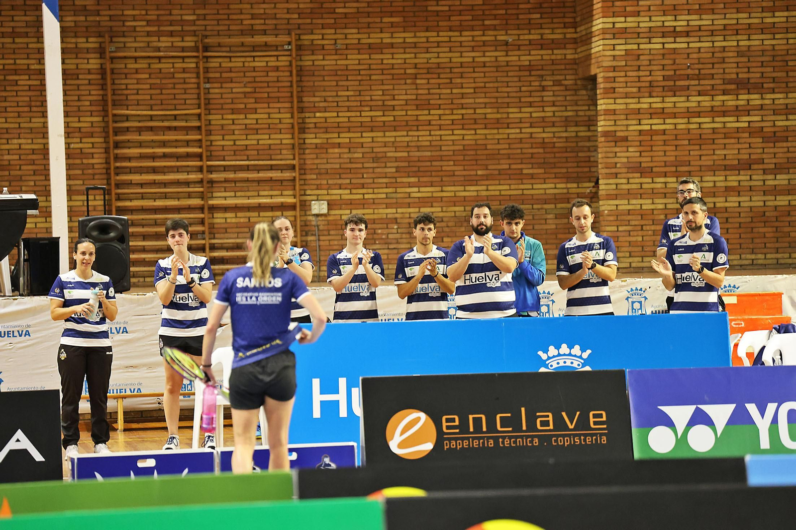 Imágenes de la final de liga de bádminton entre el IES La Orden y La RInconada