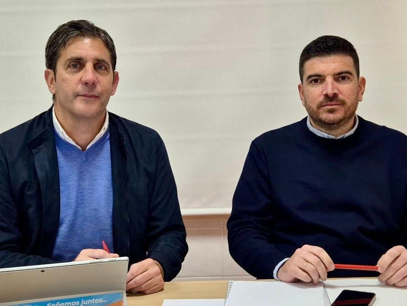 El portavoz socialista en Mairena del Alcor y el alcalde de El Viso del Alcor