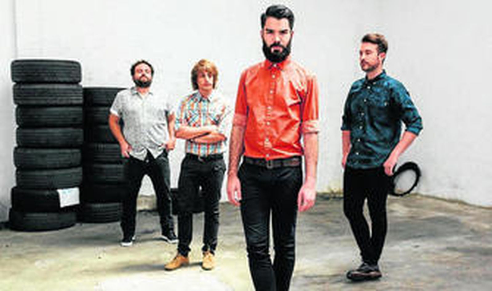 Foto de promoción del grupo Supersubmarina.