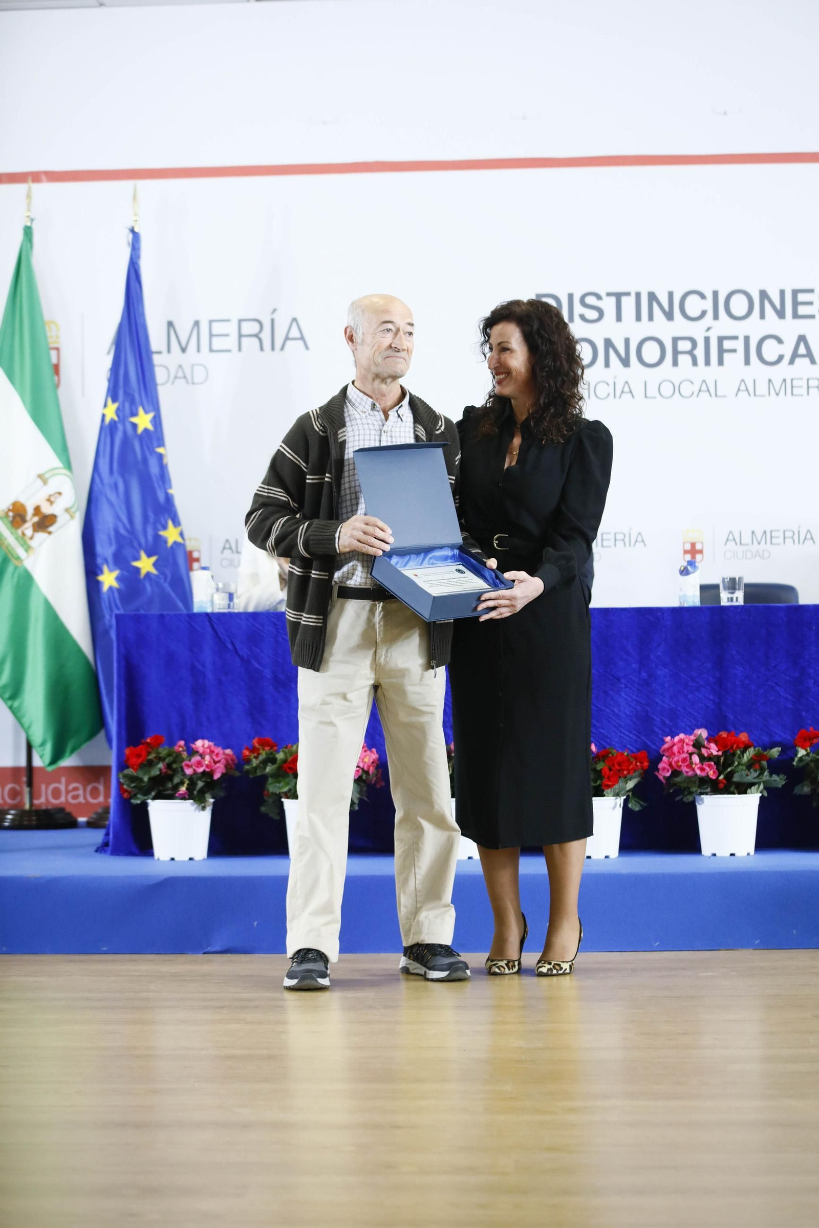 Las imágenes del acto institucional de la Policía Local de Almería con motivo de la festividad de su patrón, San Esteban