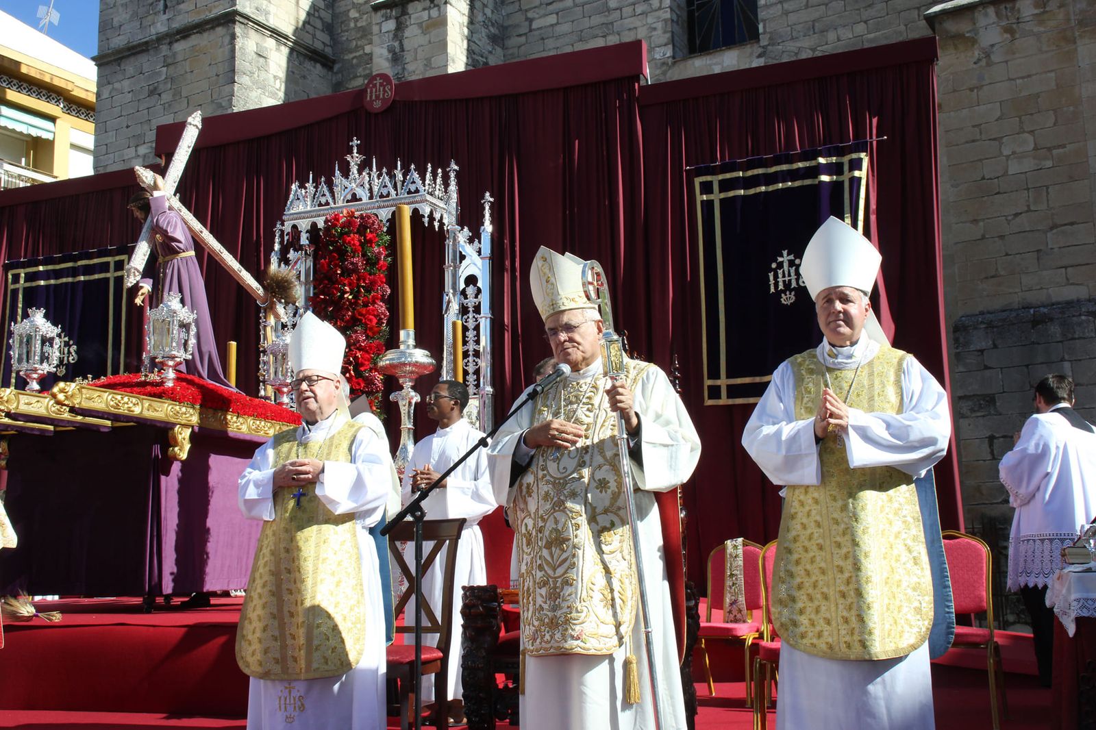 Lucena celebra el 425 aniversario fundacional de la Archicofradía de Jesús Nazareno, en imágenes