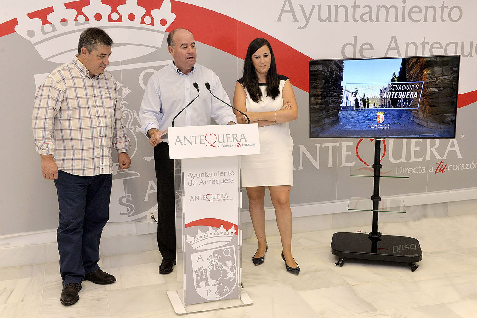 Manuel Barón, alcalde de Antequera, y Ana Cebrián, edil del PP.