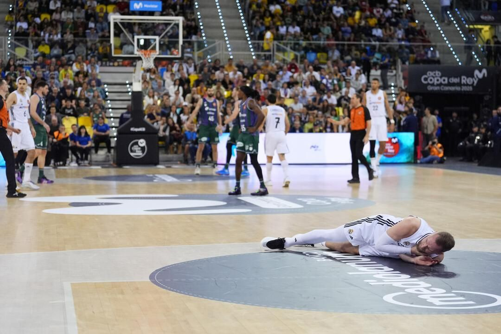 El Unicaja, campeón de Copa: Todas las imágenes del partido, la fiesta y la llegada a Málaga