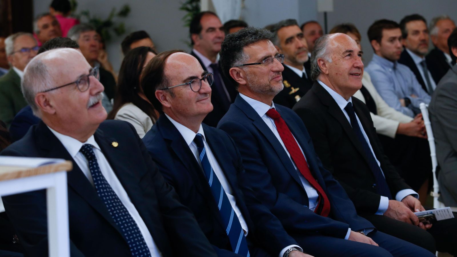 Fotos del Desayuno Coloquio de Europa Sur y el Propeller Club de Algeciras con Benito Núñez Quintanilla