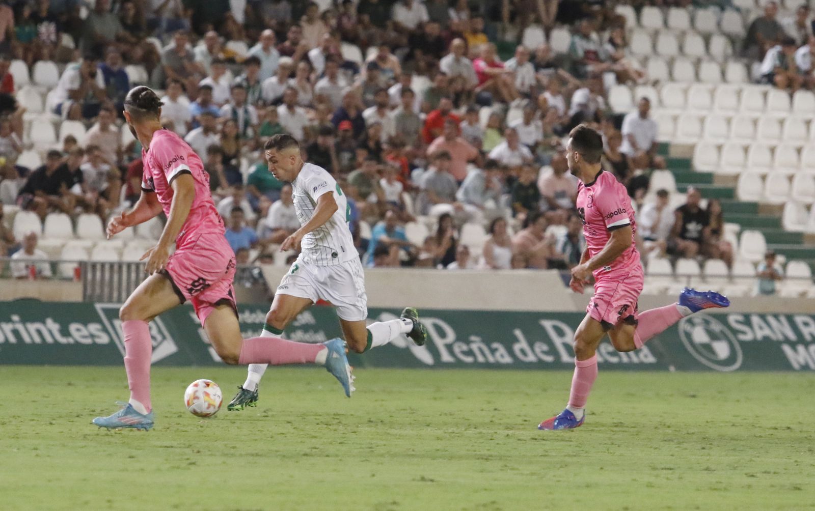 La victoria del Córdoba CF ante el Unionistas de Salamanca, en imágenes