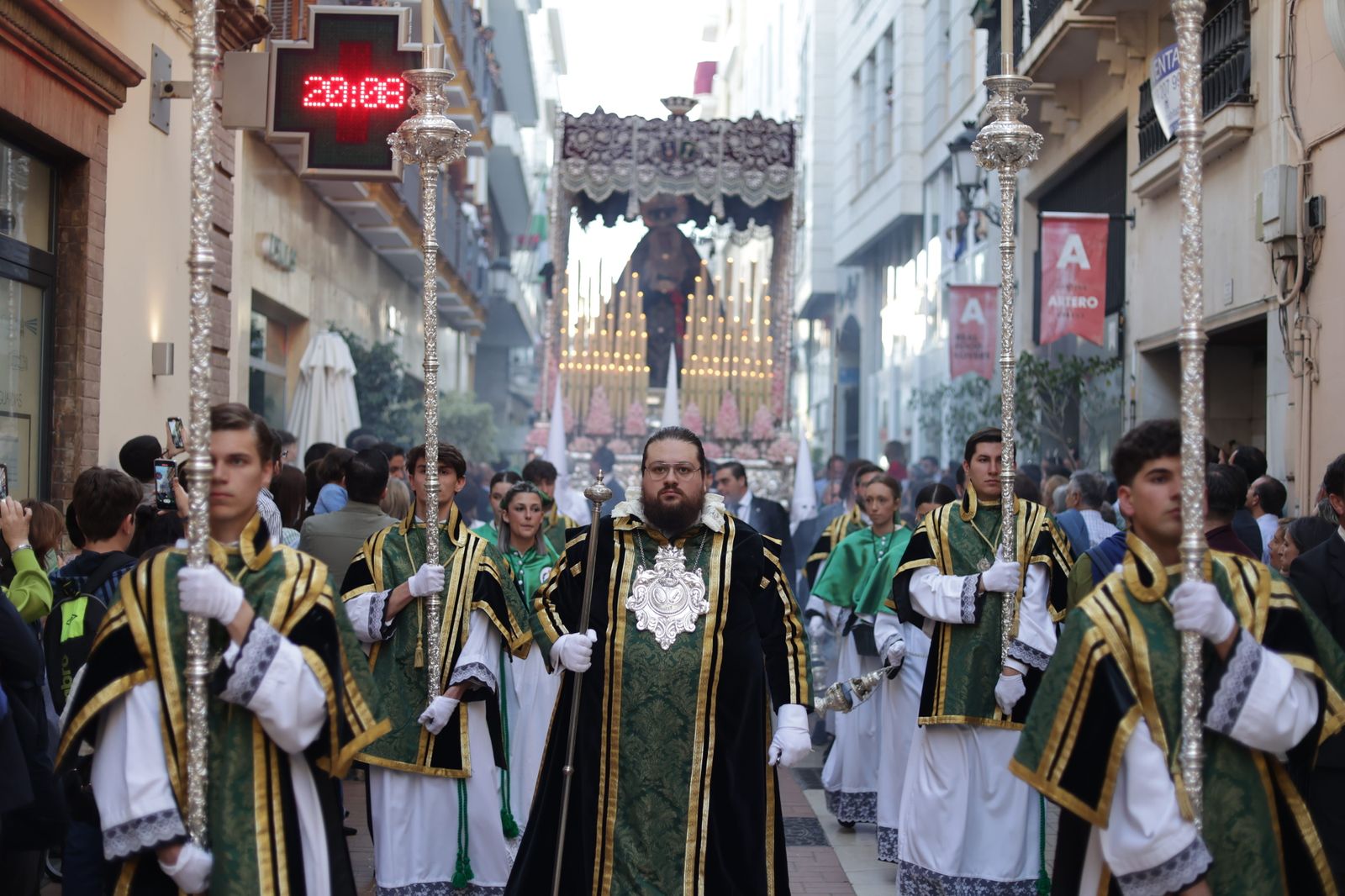 La hermandad de la Oración en el Huerto de la Semana Santa de Huelva 2023, en imágenes.