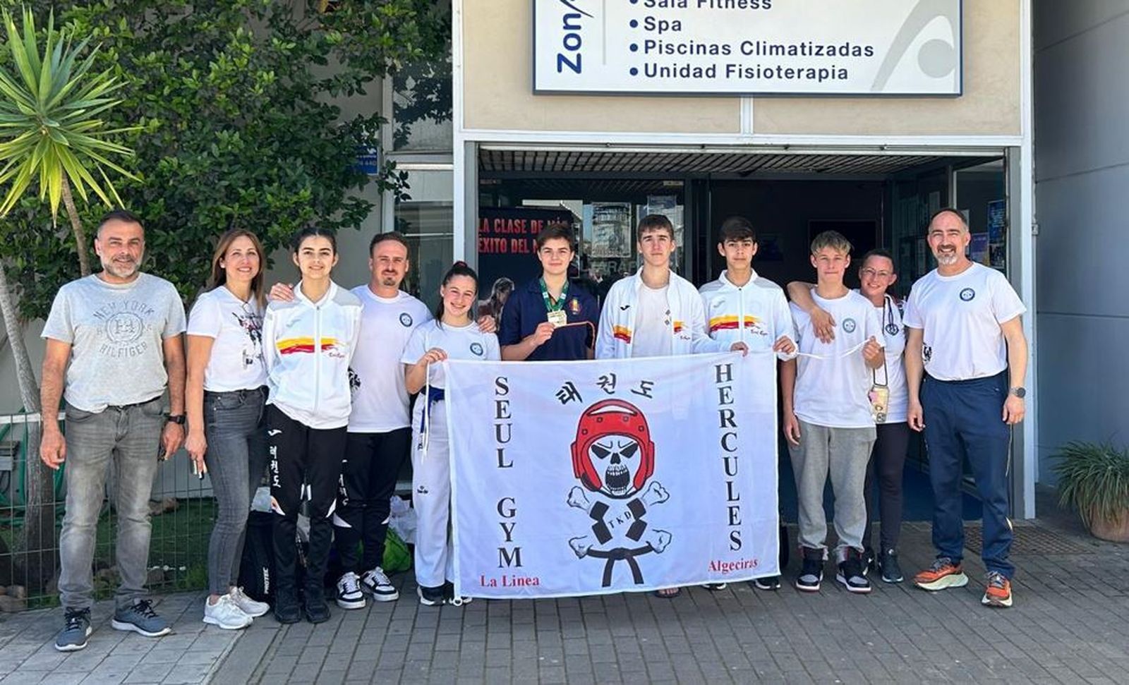 La expedición del Hércules Seúl Gym de Algeciras, en Umbrete