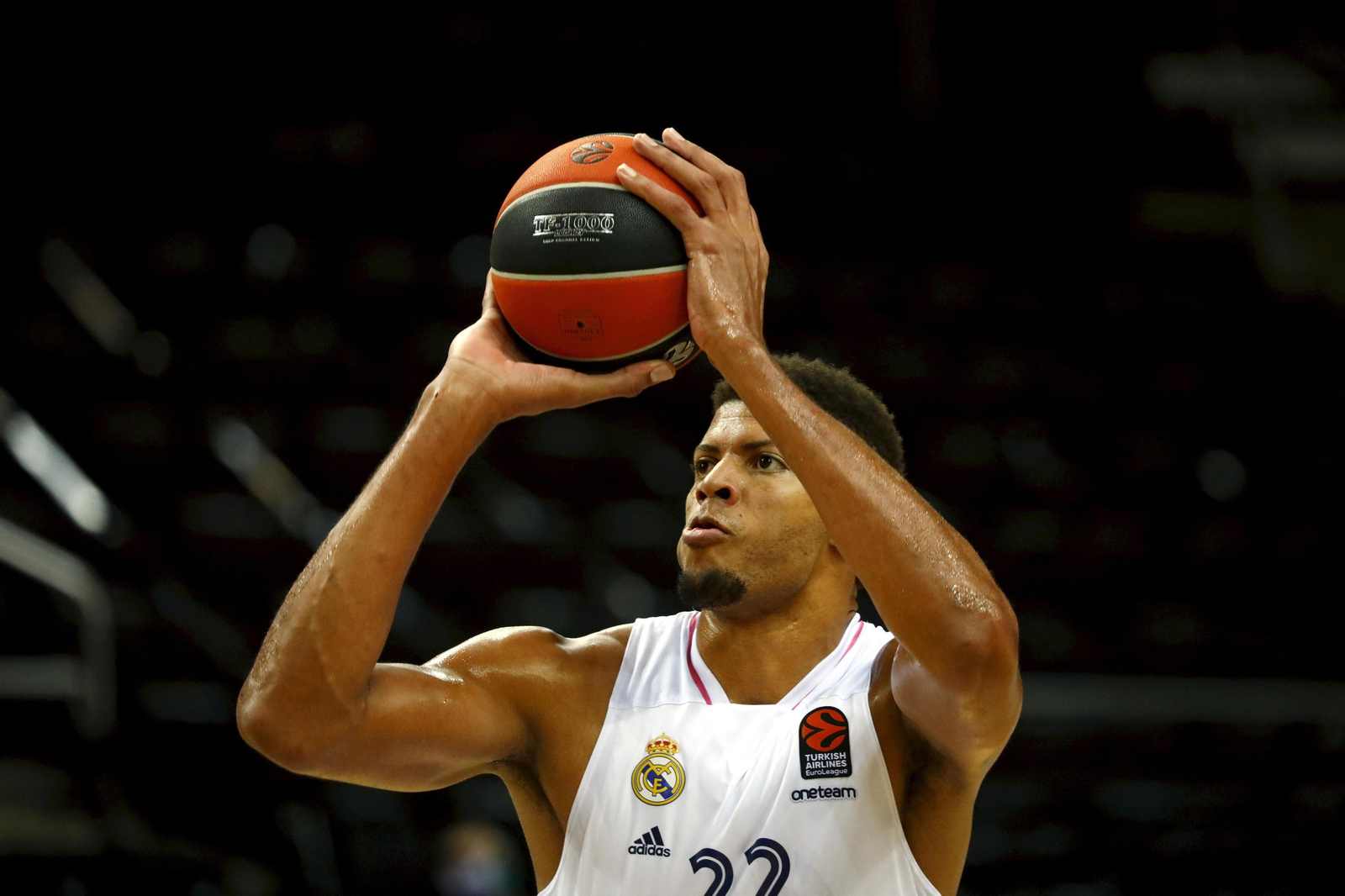 Edy Tavares, durante un partido del Real Madrid. Edy Tavares, durante un partido del Real Madrid.