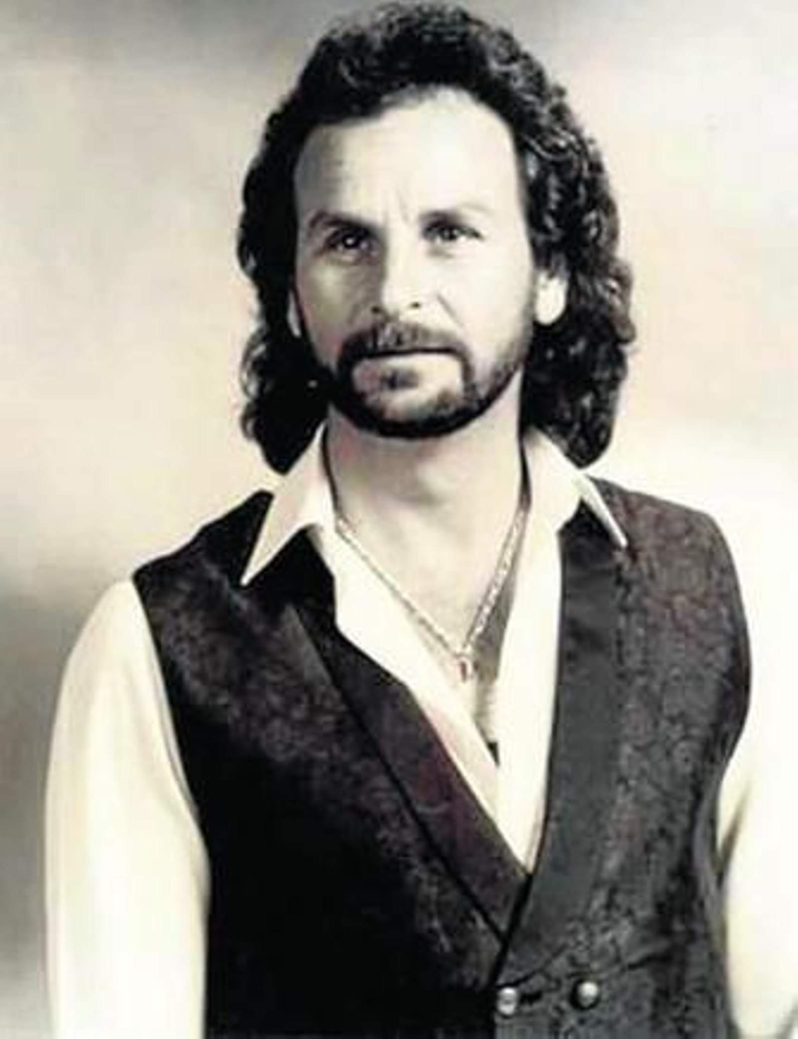 Luis heredia 'El Polaco' actua hoy en San Juan del Puerto.