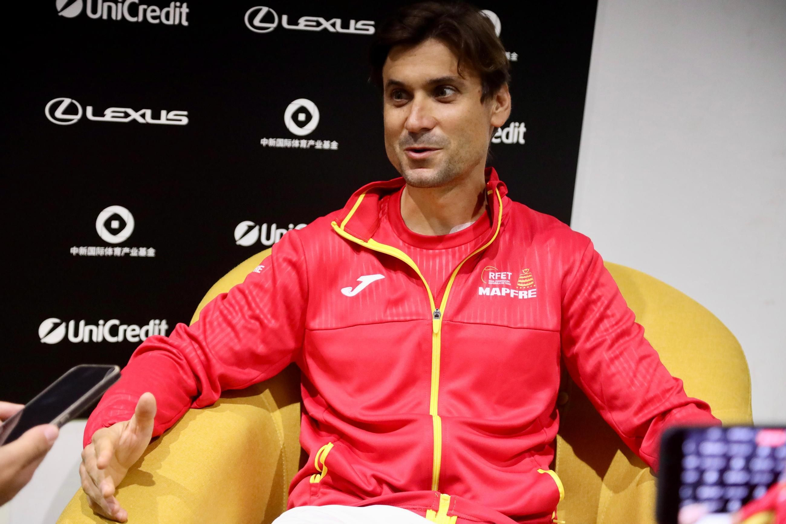 La entrevista a David Ferrer, en fotos