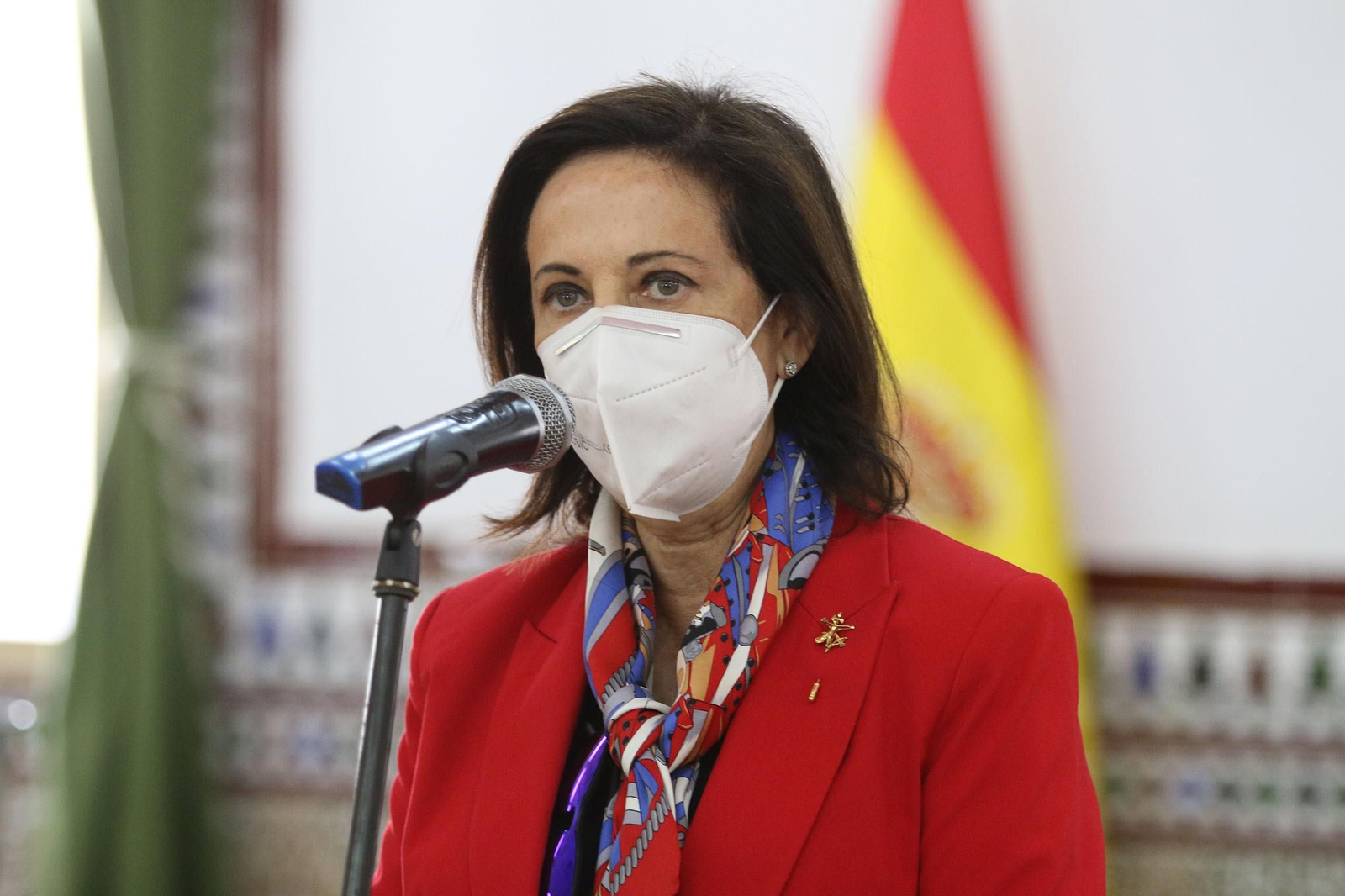 Fotogalería de la ministra de Defensa, Margarita Robles, a La Legión