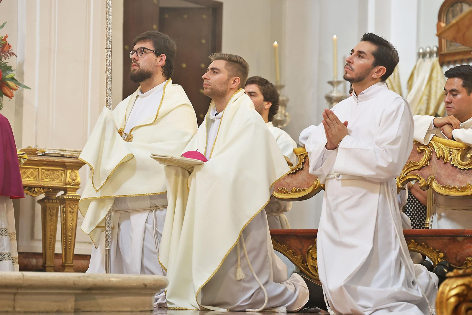 Imágenes de la procesión del Corpus Christi por las calles de Huelva