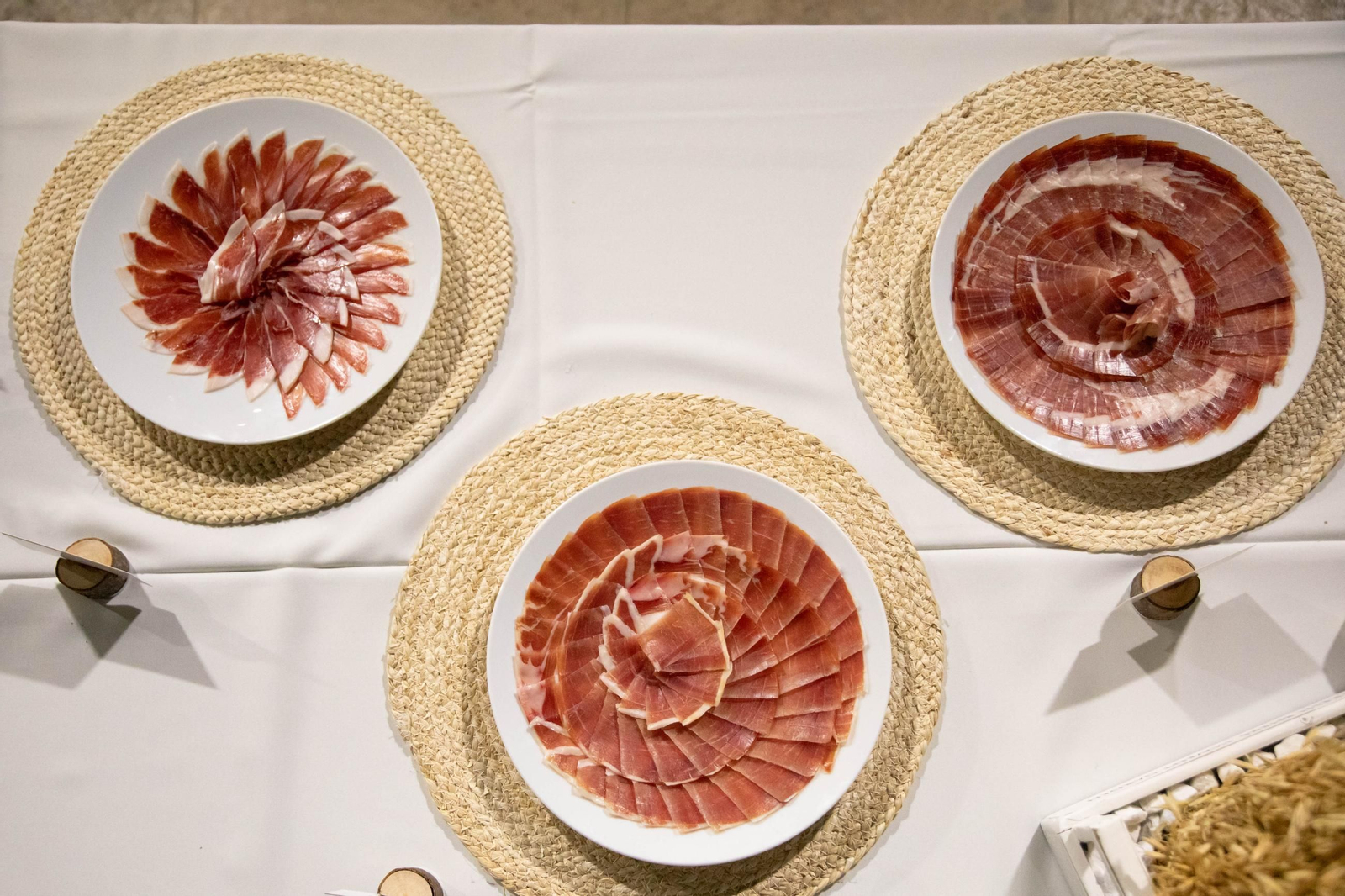 Concurso de cortadores de jamón en Serón, en imágenes