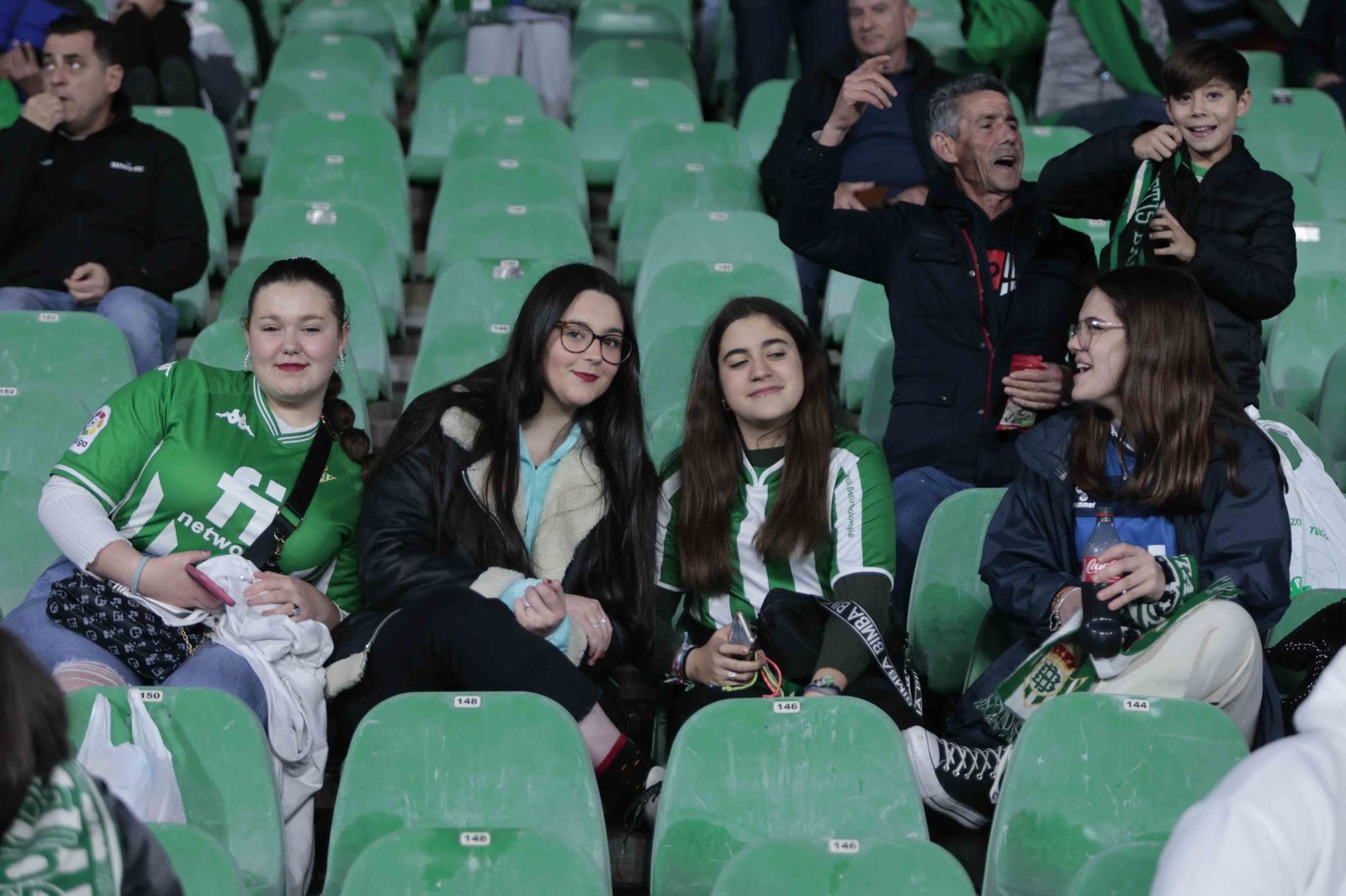 Búscate en las gradas del Villamarín