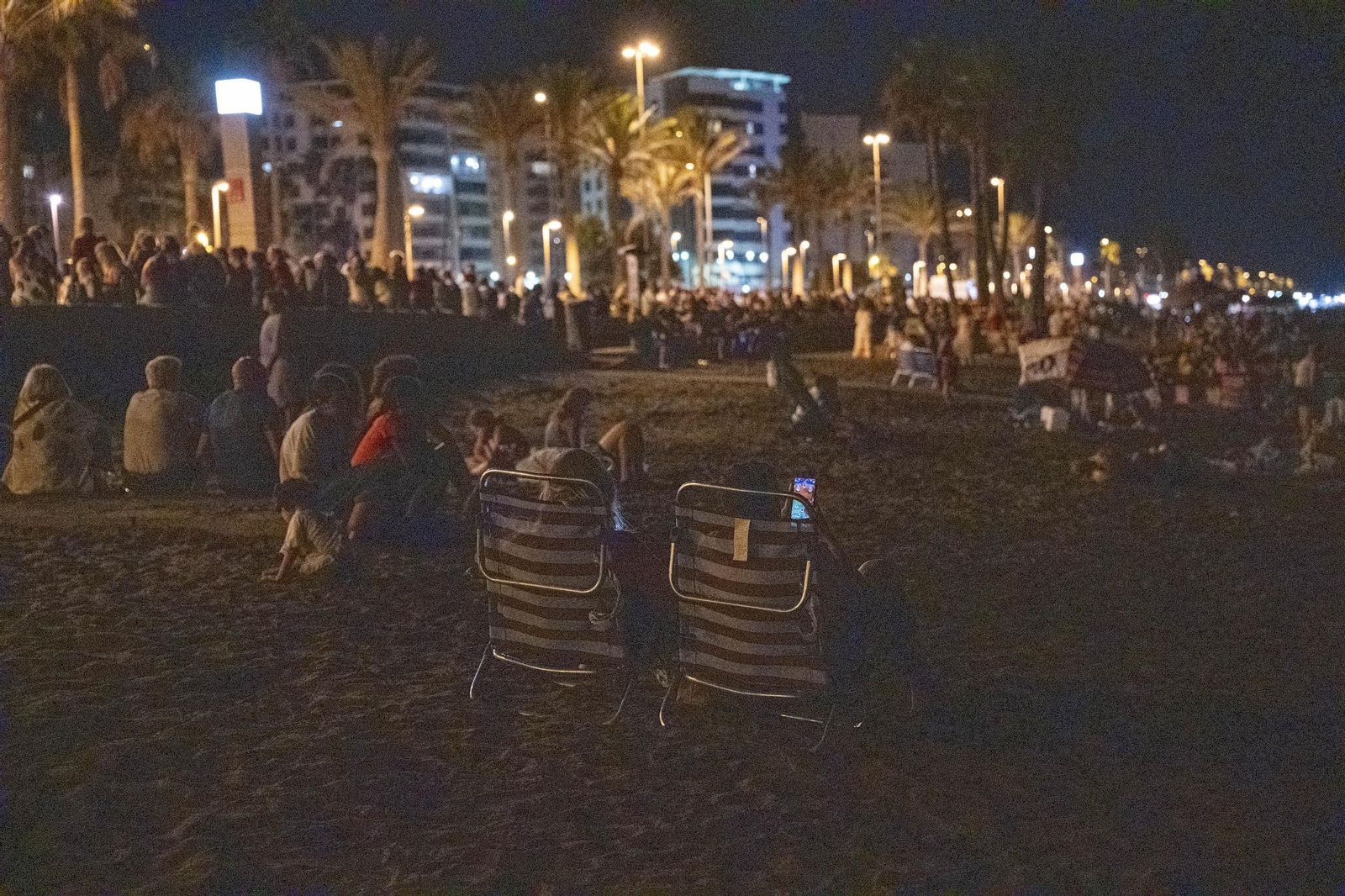 Las mejores imágenes del espectáculo piromusical que da cierre a la feria de Almería