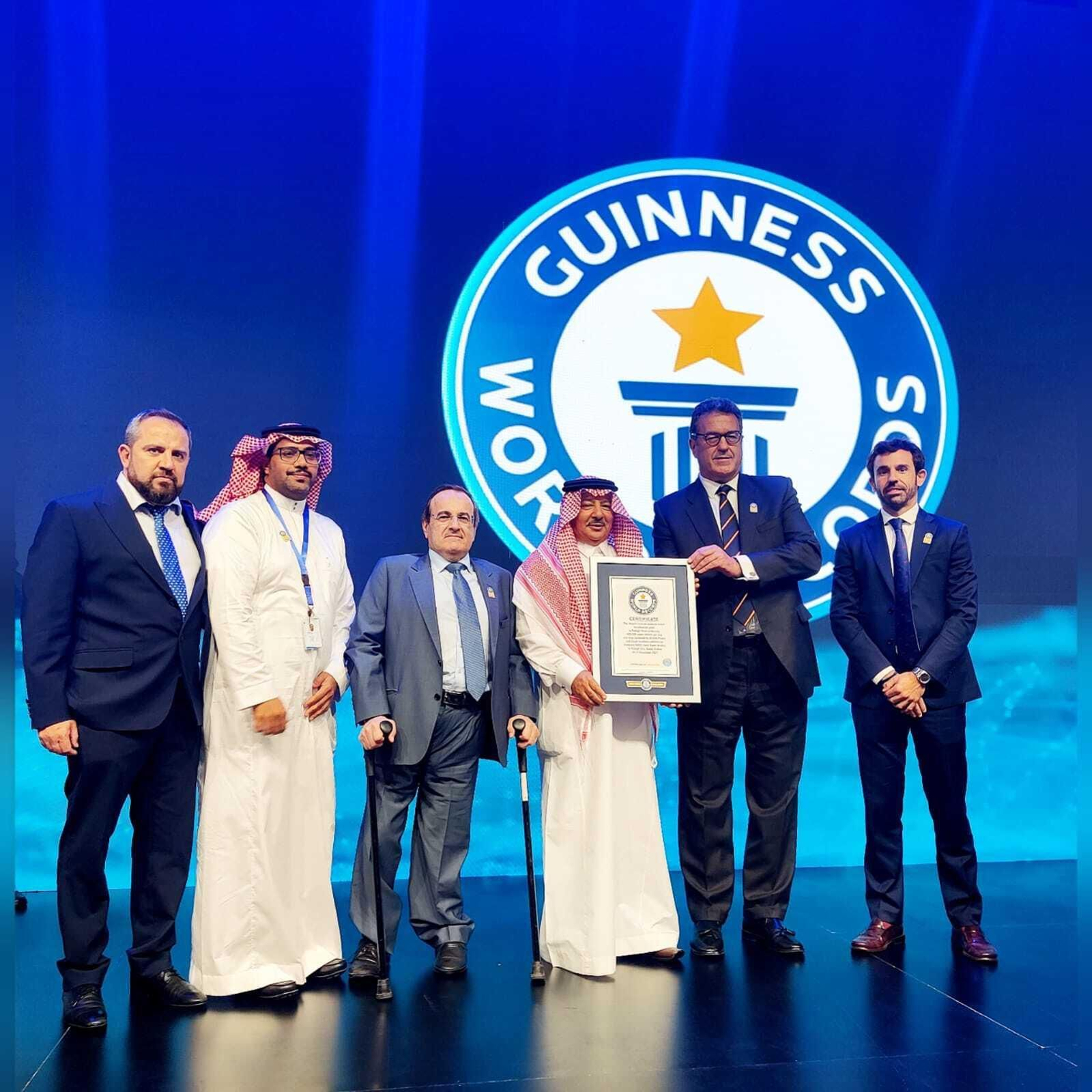 Momento del reconocimiento de la planta desaladora como la mayor del mundo.