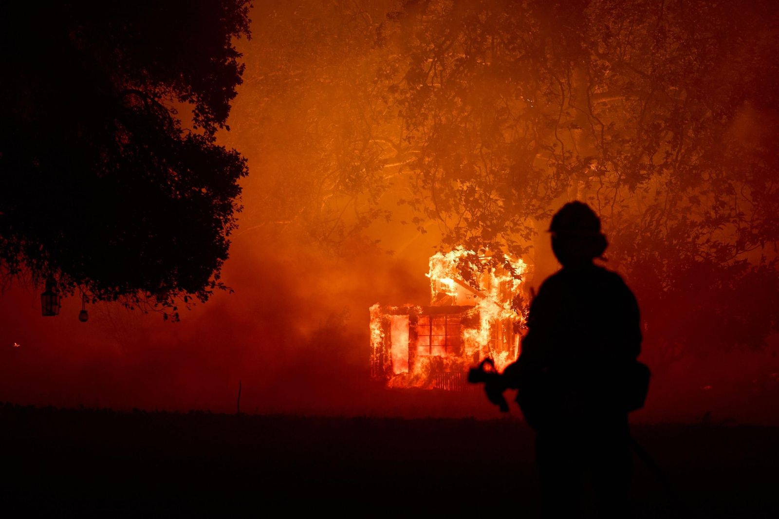 Las impresionantes imágenes del incendio Franklin que azota Estados Unidos
