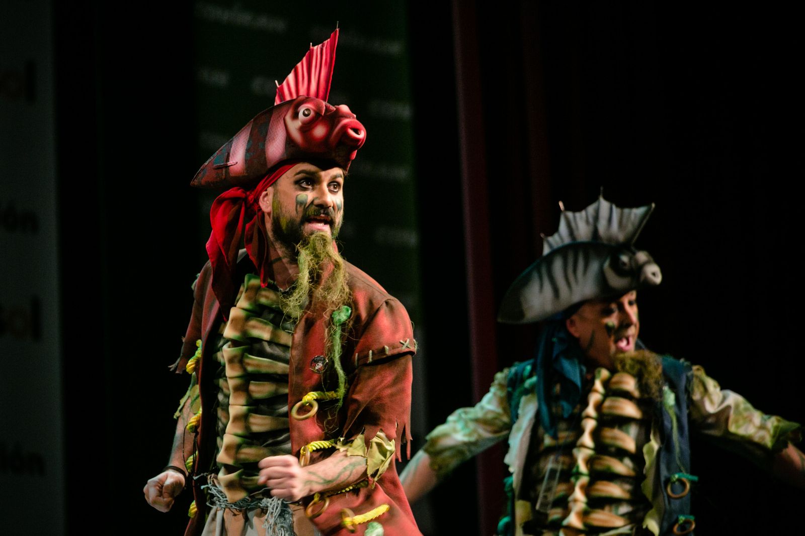 Chirigota "La maldición de la lapa negra"