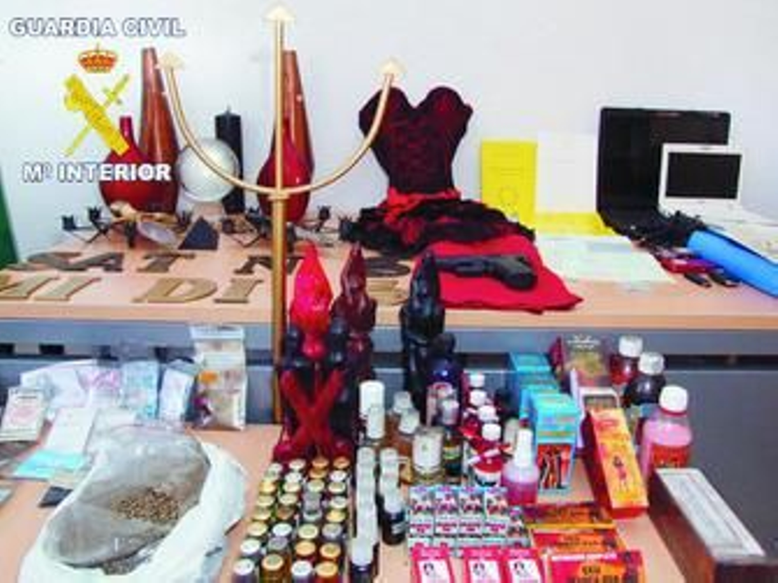 Una secta satánica amenazaba a sus víctimas con ataques del diablo