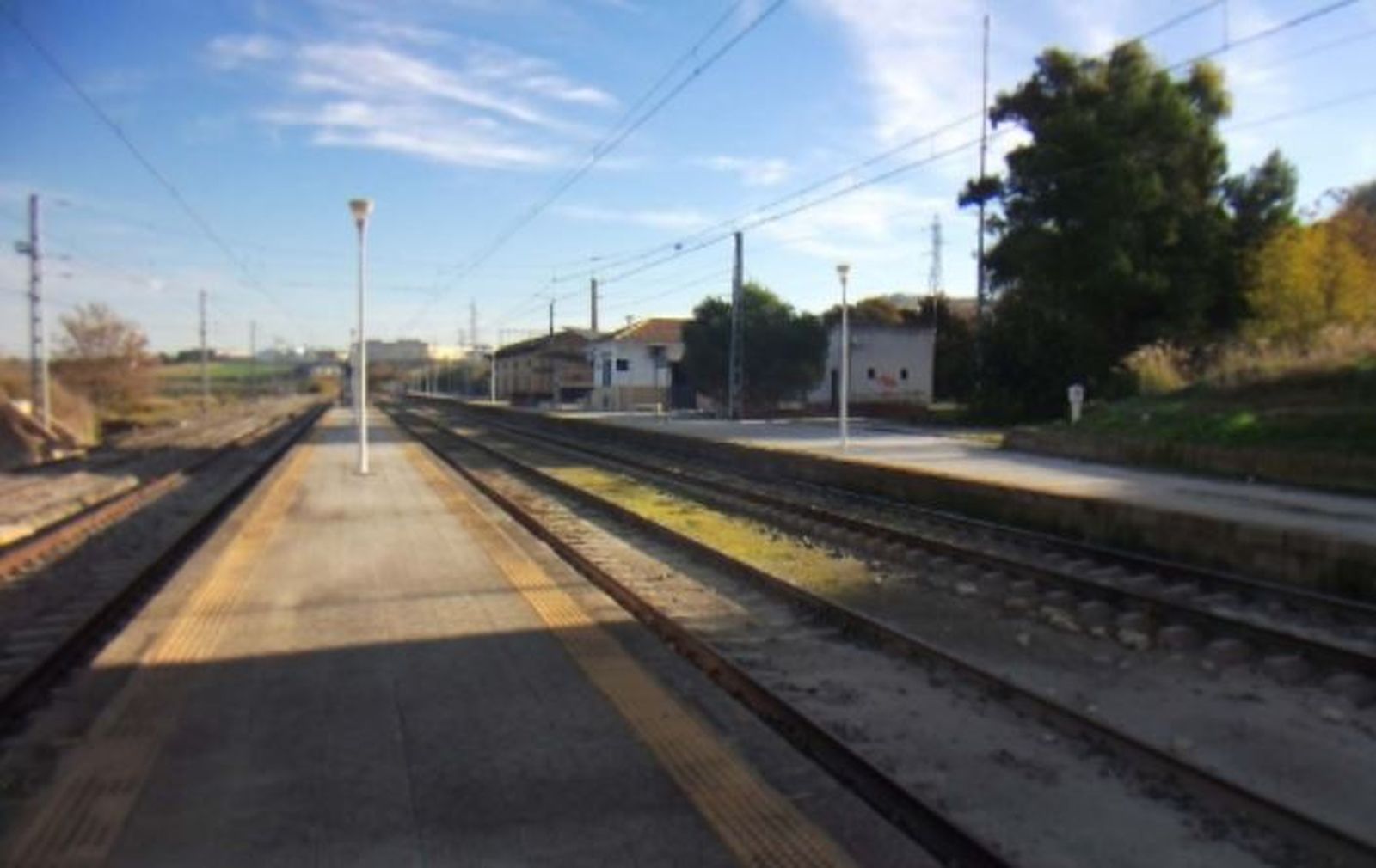 Vías en la estación de Aguilar de la Frontera.