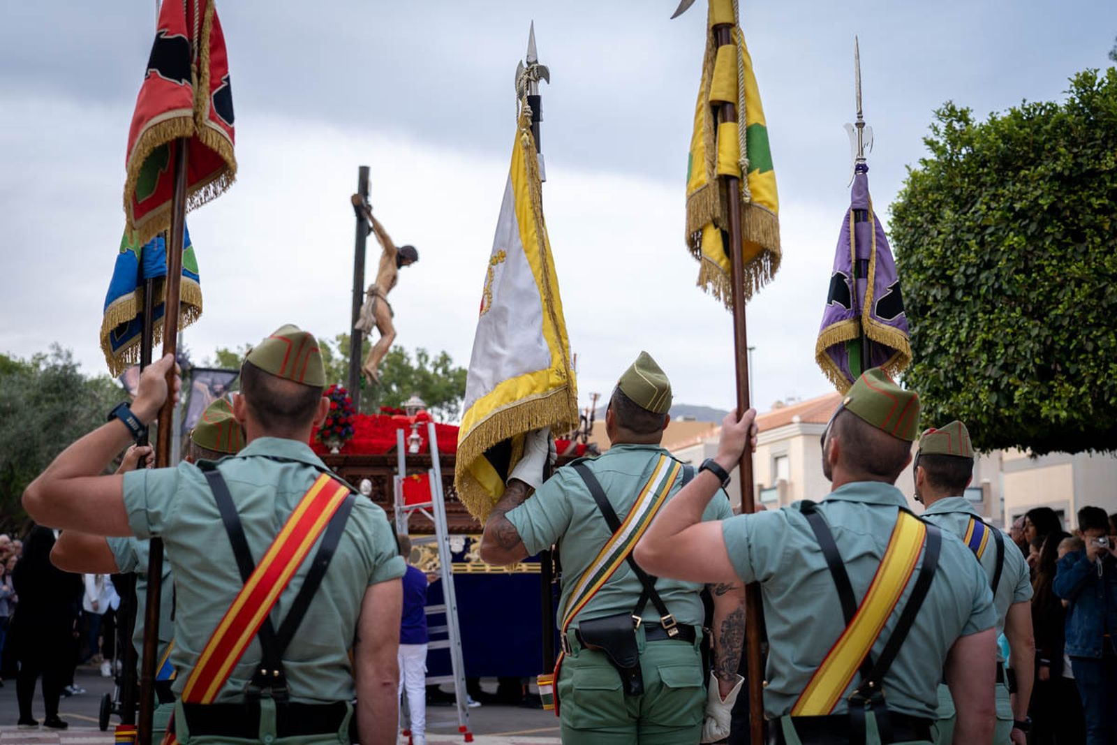La procesión del Jueves Santo en el Parador de las Hortichuelas, en imágenes
