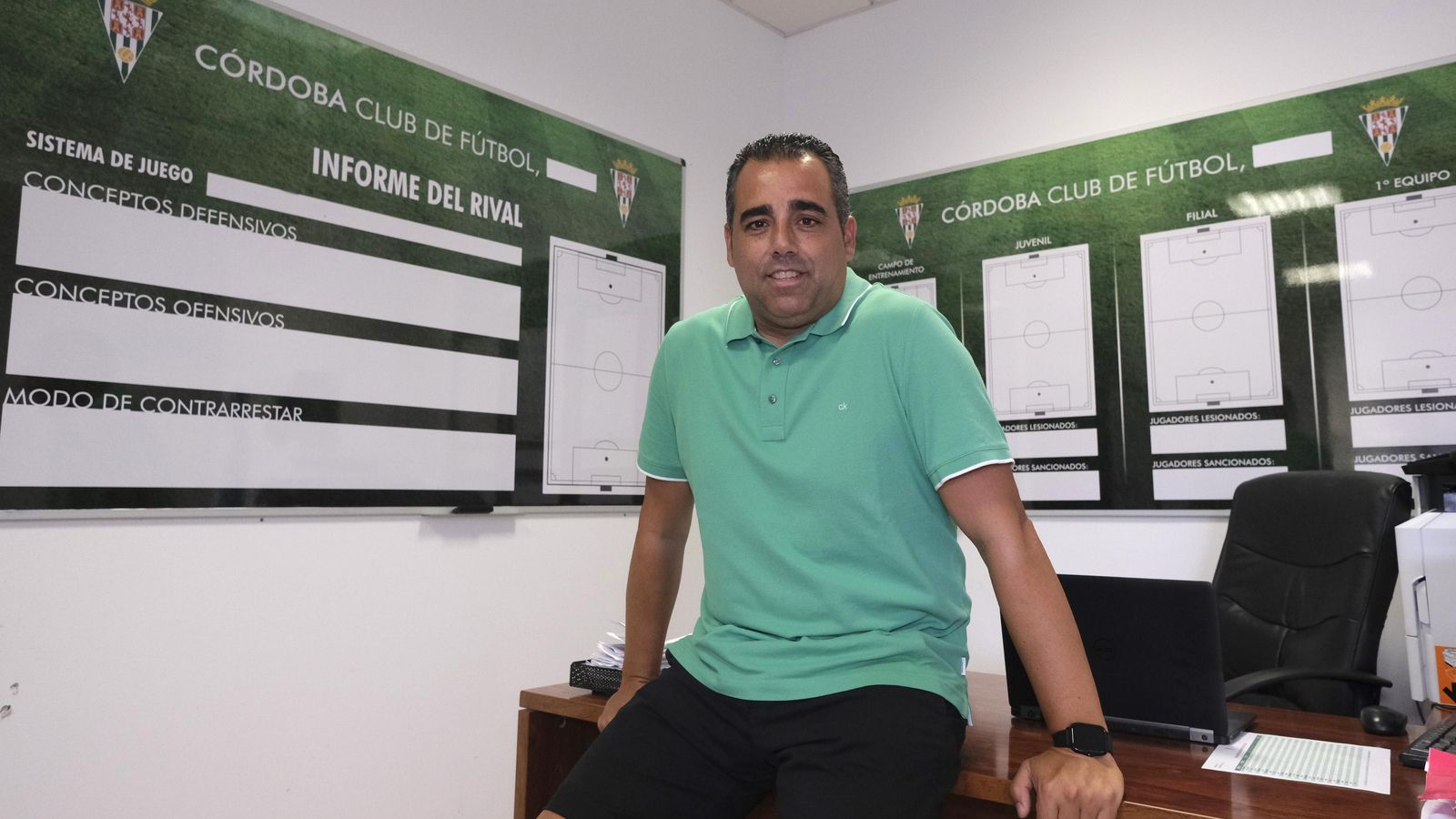 Germán Crespo posa para el Día en su despacho de El Arcángel. Germán Crespo posa para el Día en su despacho de El Arcángel.