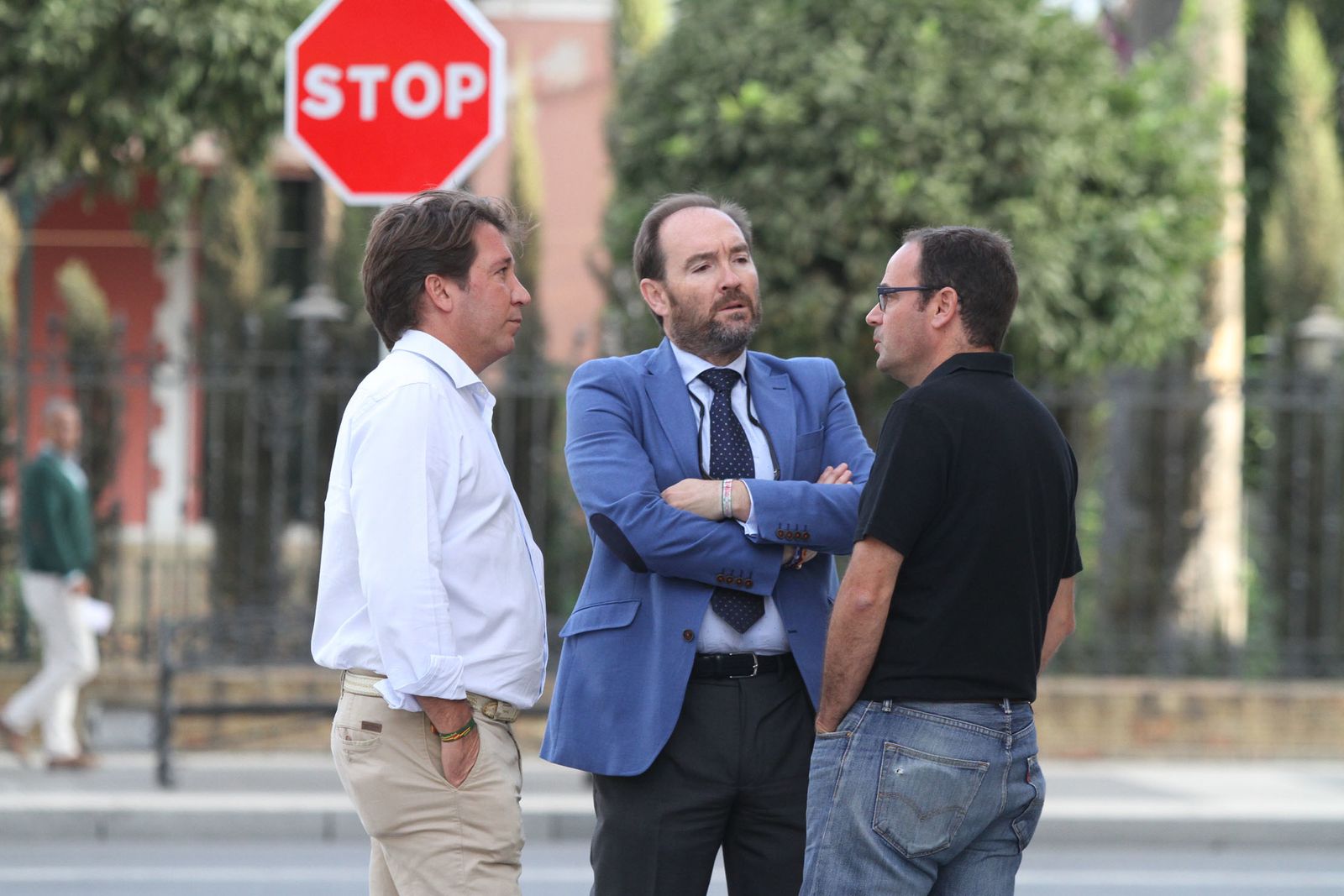 Reapertura de la Avenida de Cádiz al tráfico.