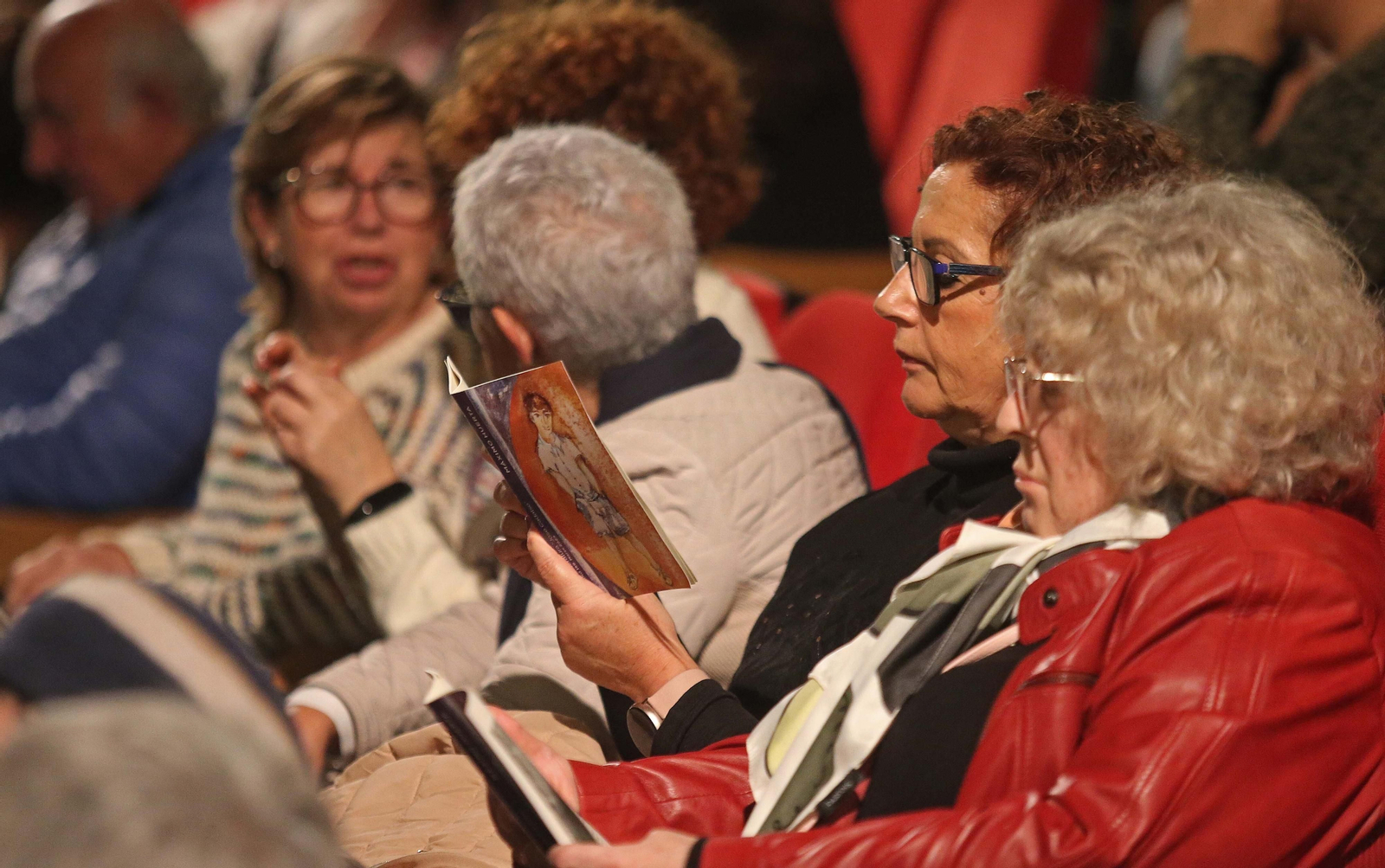 Fotos de Máximo Huertas  en los encuentros literarios del Aula de Literatura José Cadalso de San Roque.