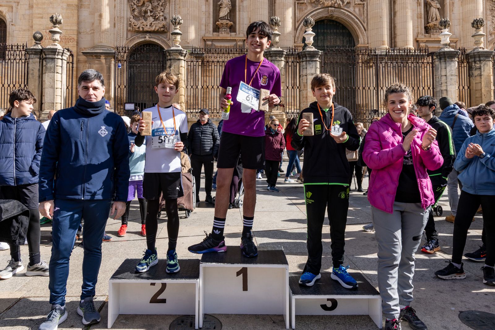 En imágenes: deporte y solidaridad se dan la mano en la VI Carrera-Caminata de la Hermandad de la Buena Muerte (2)