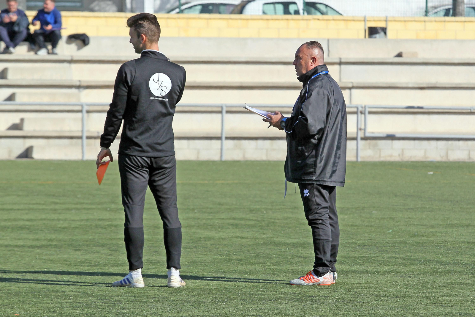 Josu Uribe prepara en La Canaleja el partido ante el Salerm.