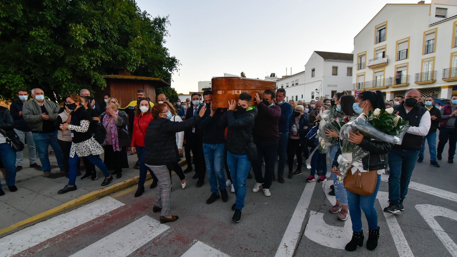 Las fotos del último adiós de San Roque a María Isabel