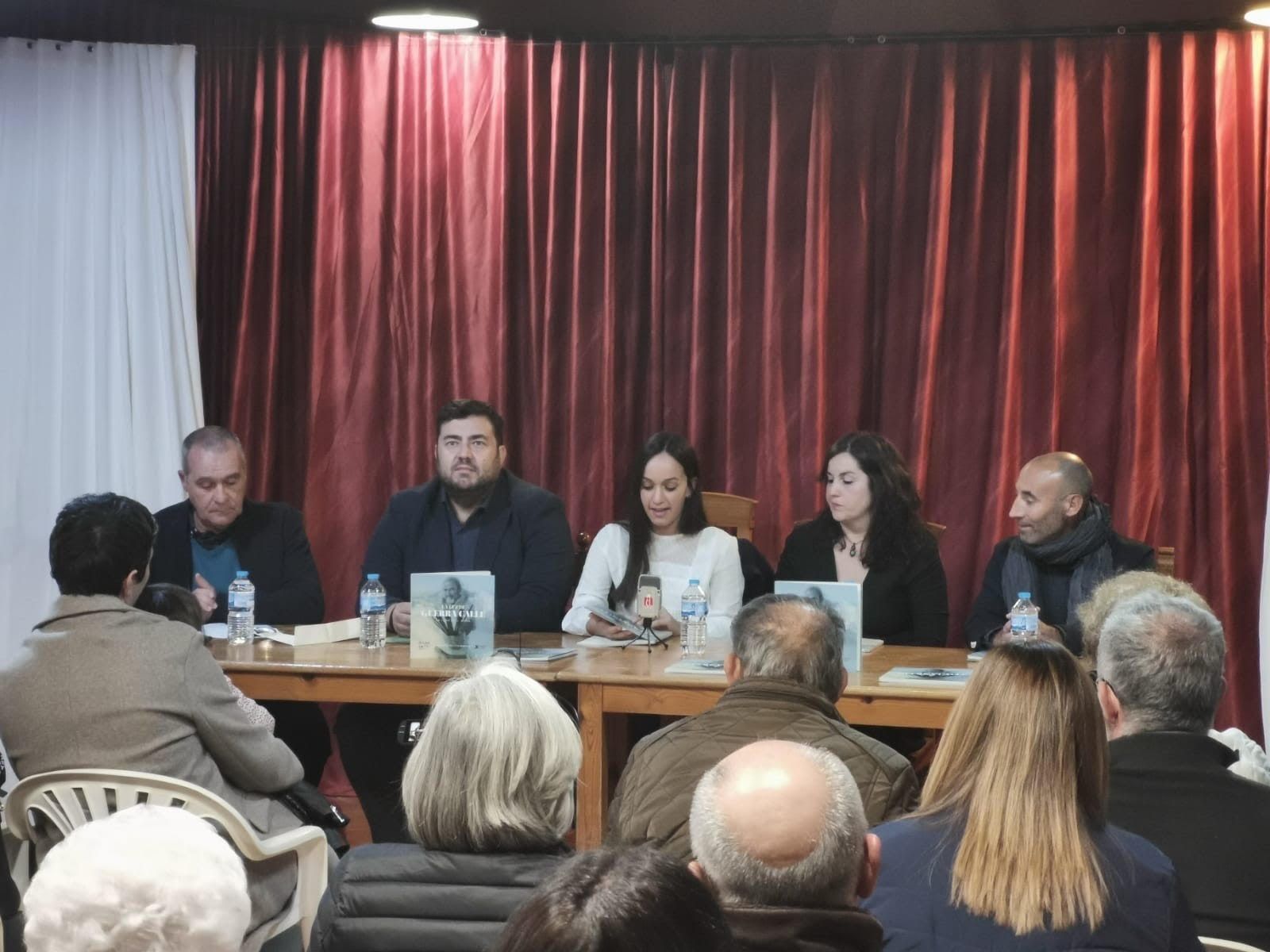 Un momento de la presentación del libro.