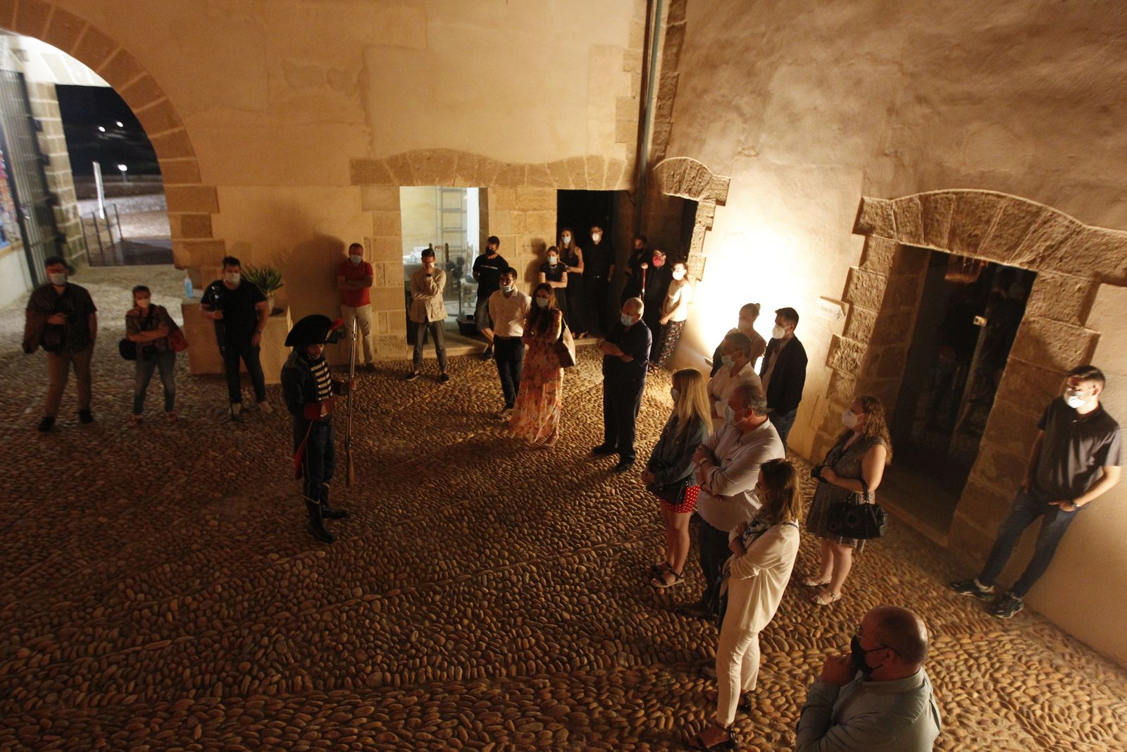 Historia teatralizada del castillo de Guardias Viejas. El Ejido