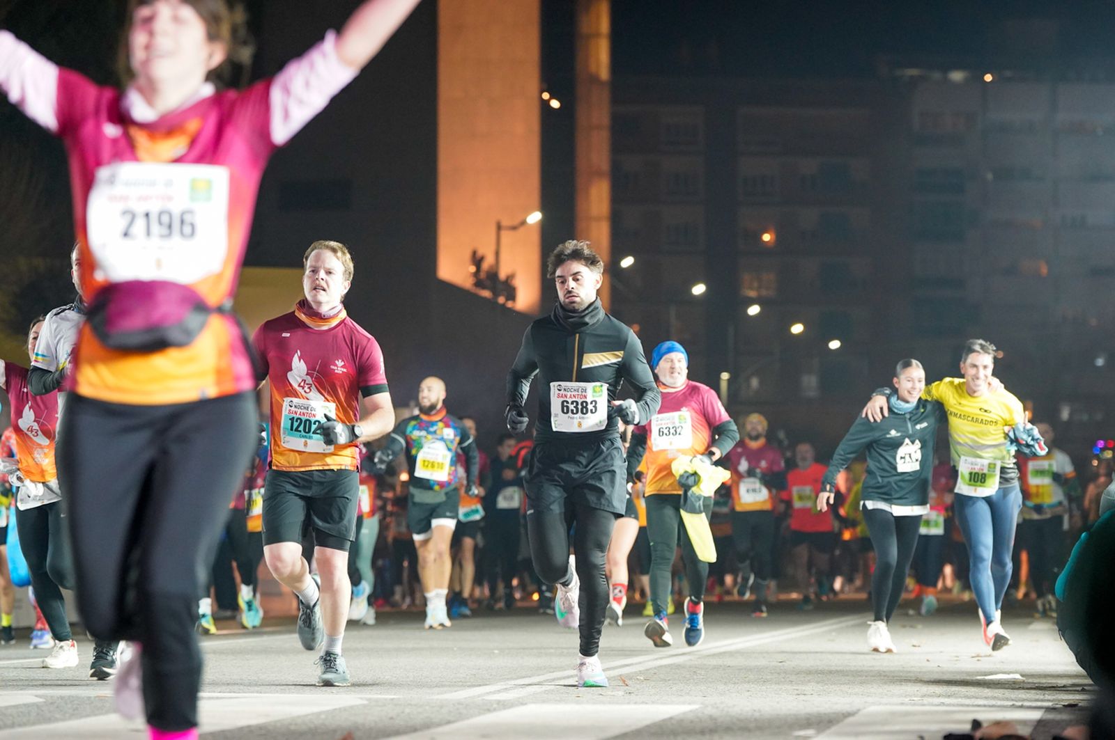 En imágenes: búscate en tu llegada a meta de la Carrera de San Antón 2026 (16)