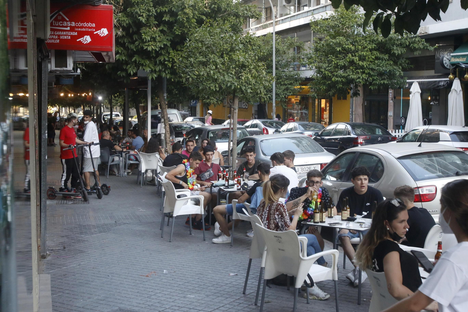 Una de las terrazas de la calle Camino de los Sastres.