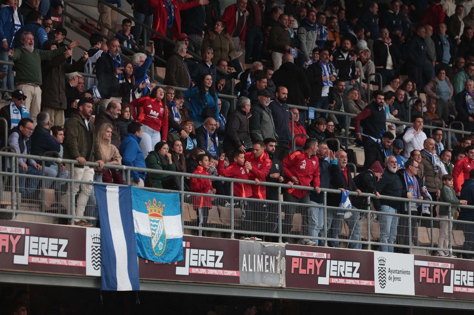 Búscate en el partido entre el Xerez CD - San Fernando en Chapín