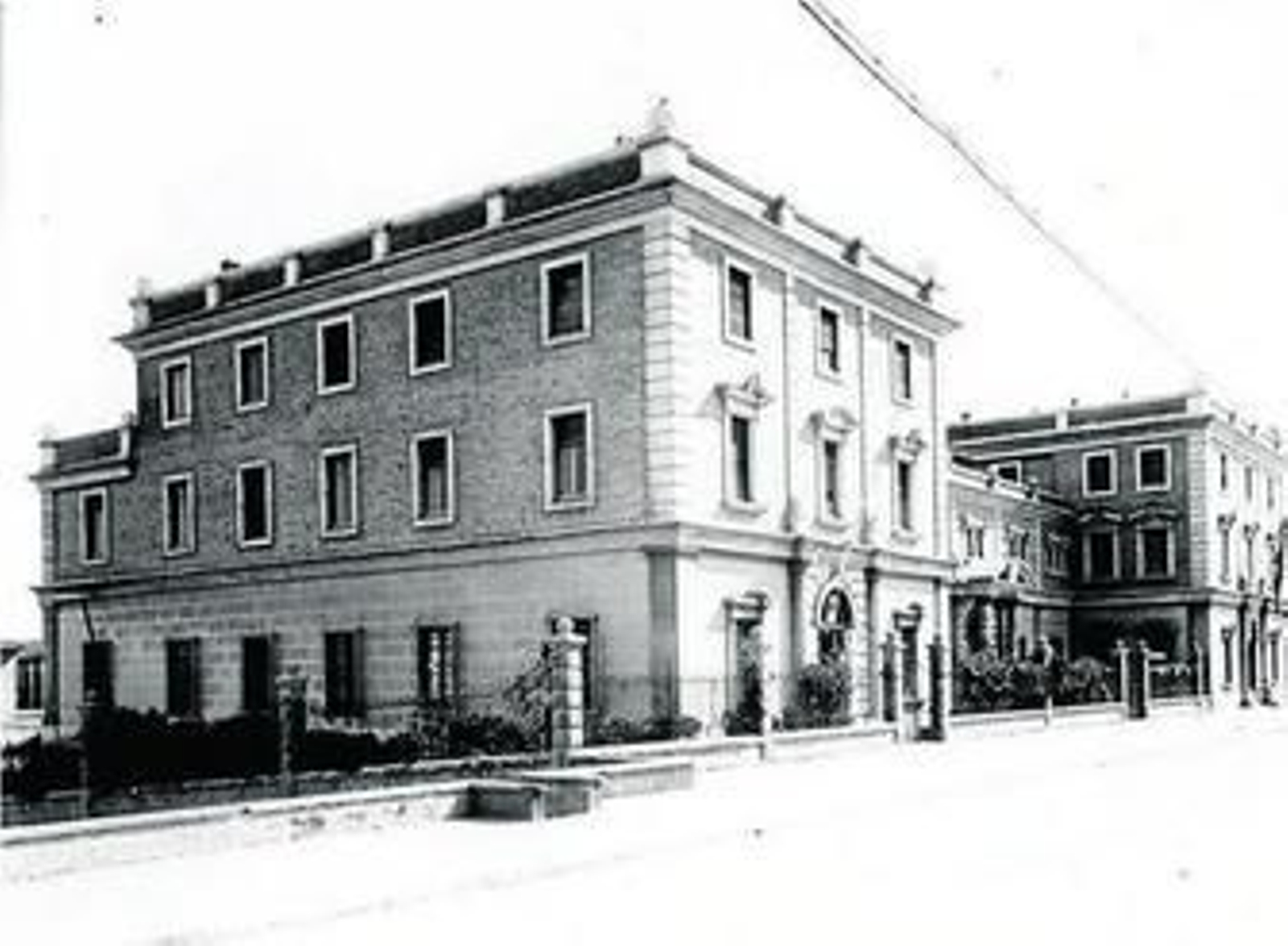 Un siglo de historia junto al mar