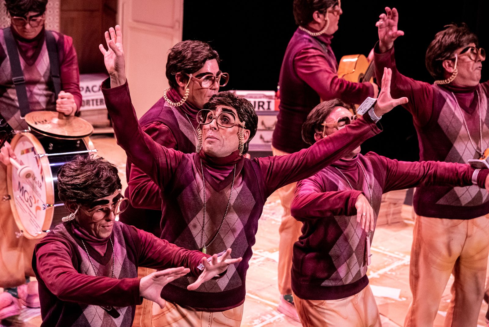 Imágenes de la murga Carmelo "El Wikipedia"