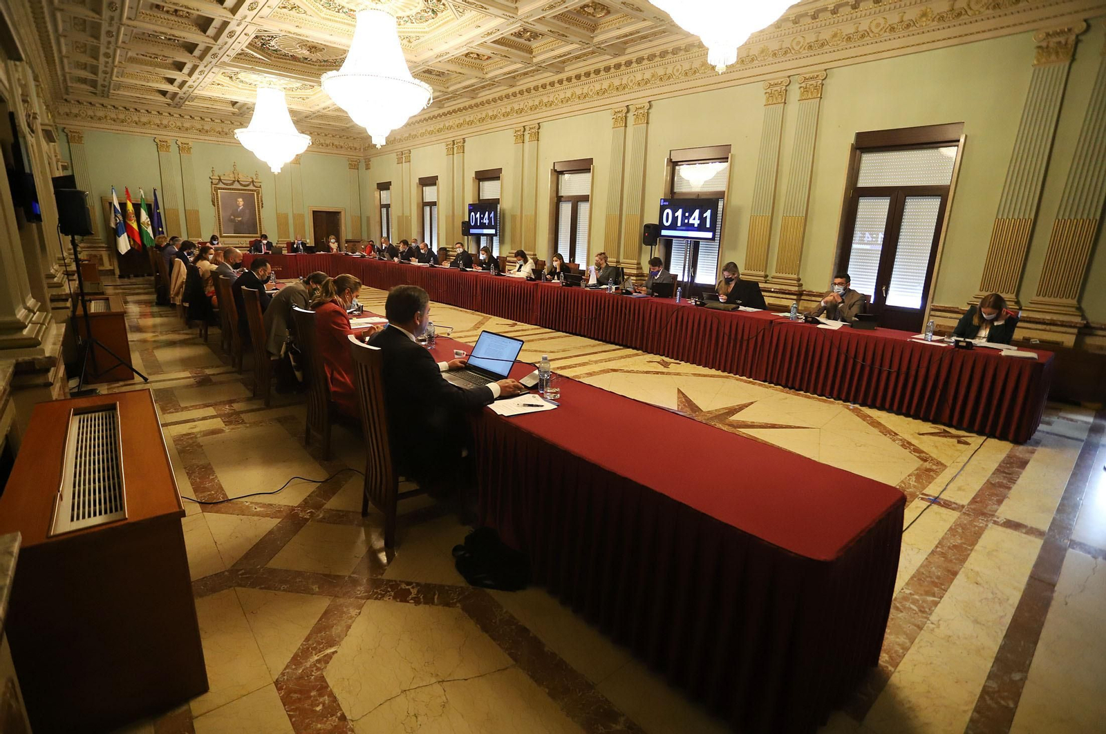 Imágenes del pleno celebrado en el Ayuntamiento de Huelva