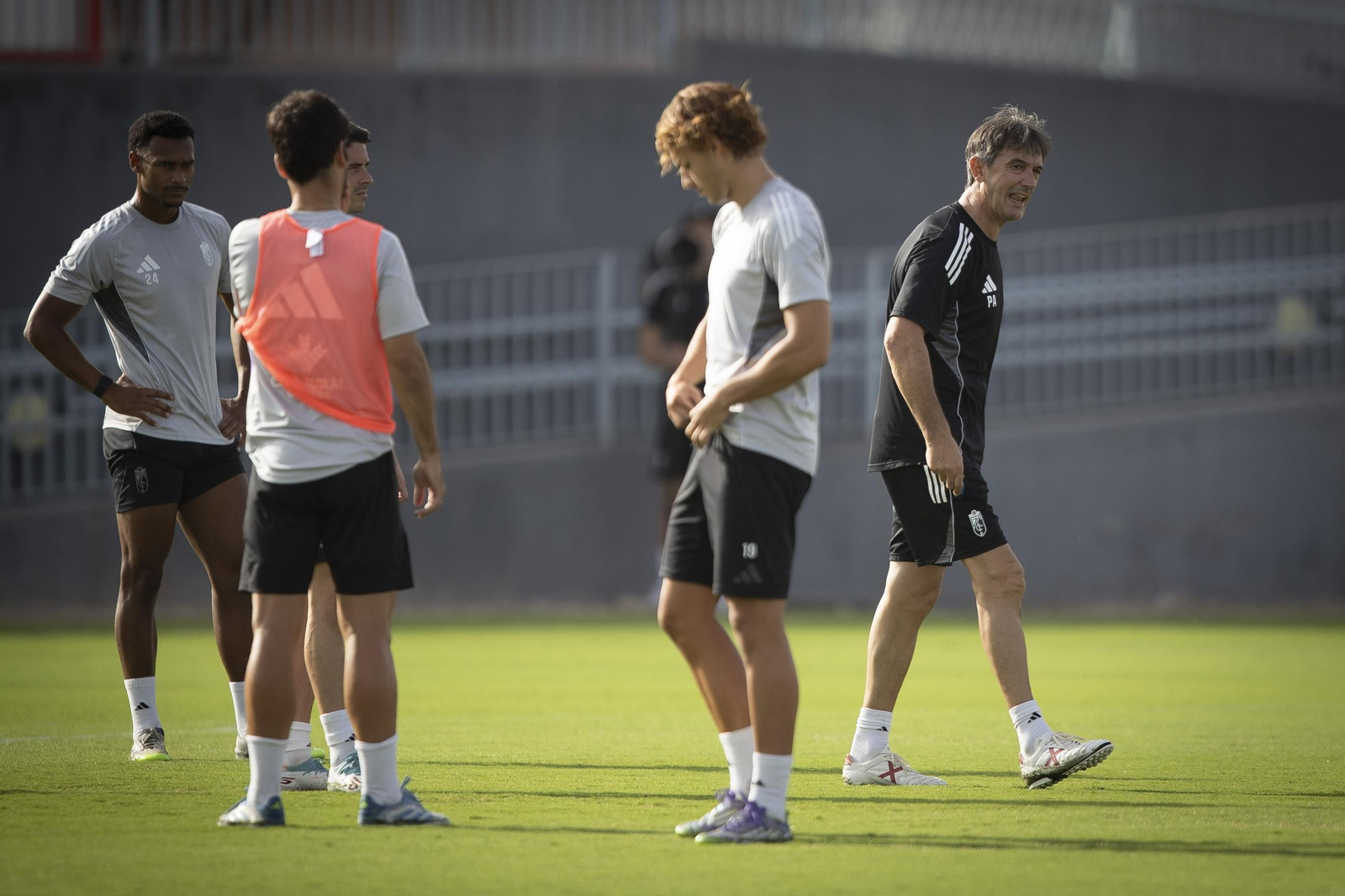 Las imágenes del entrenamiento del Granada CF