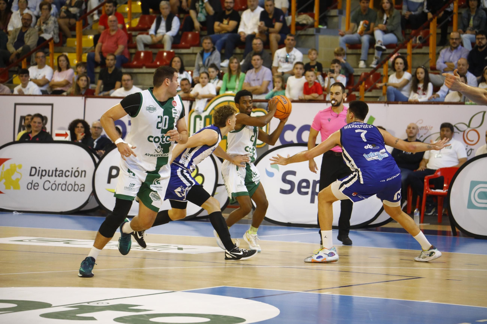 Las mejores fotos del ambiente en Vista Alegre para el Coto Córdoba - Clínica Ponferrada