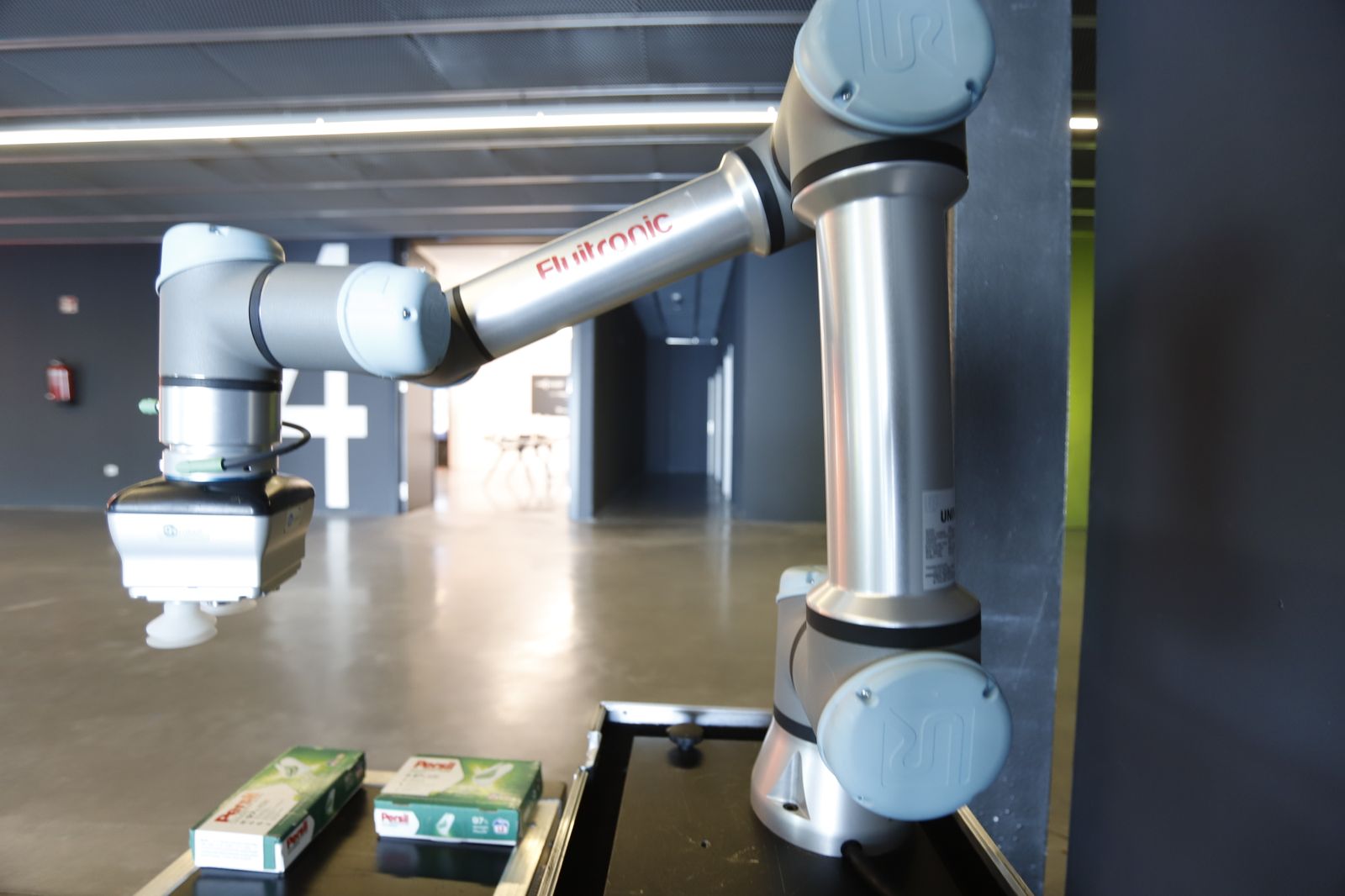 Imágenes del  acto de inauguración del nodo de innovación tecnológica 'La lonja de la Innovación' del Puerto de Huelva