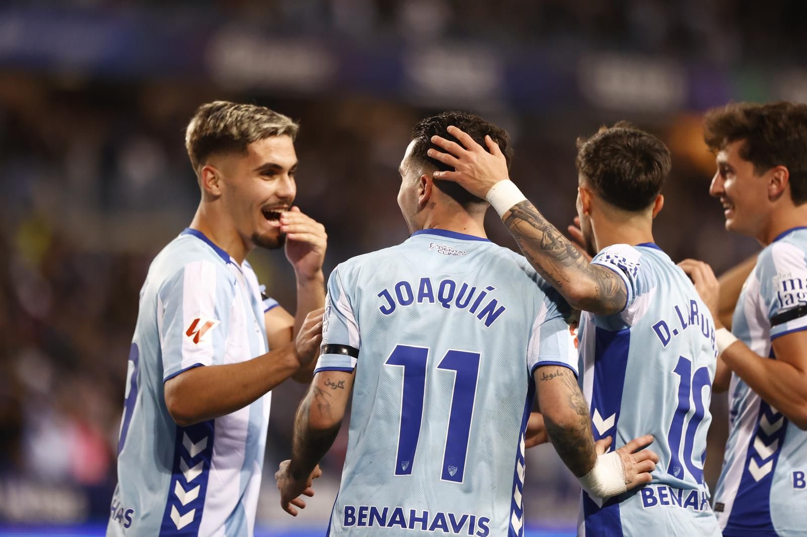 Celebración del gol de Joaquín Muñoz.