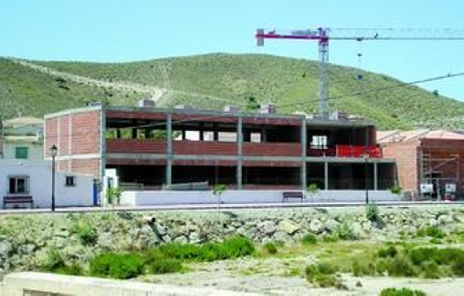 Las obras para el nuevo edificio ya han dado comienzo.