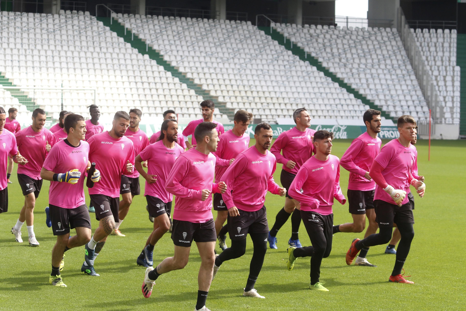 Las imágenes del primer entrenamiento de Germán Crespo al frente del Córdoba CF