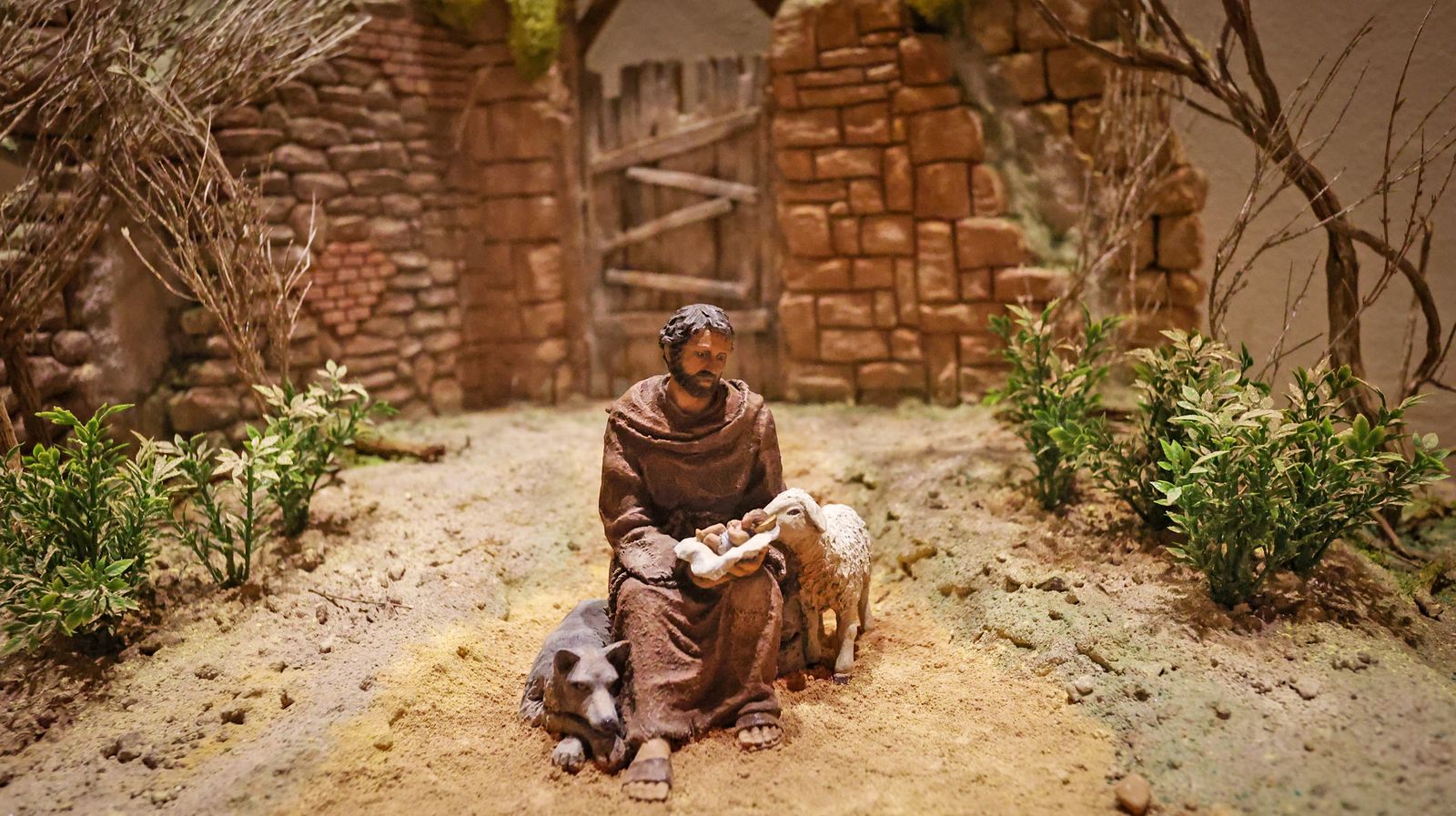 Así es la exposición de belenes en los claustros de Jerez