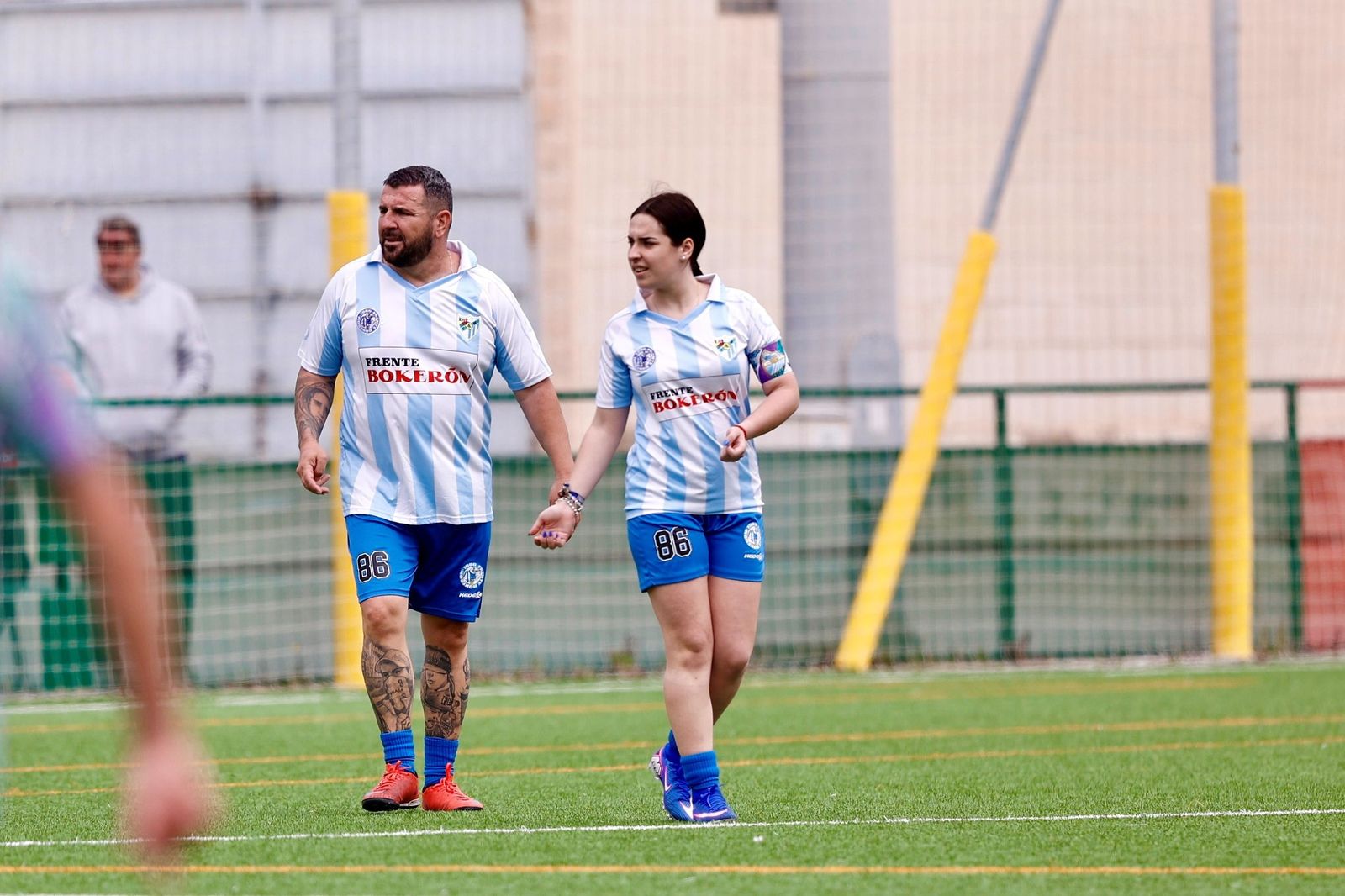 Leyendas del Málaga CF se reúnen en el césped