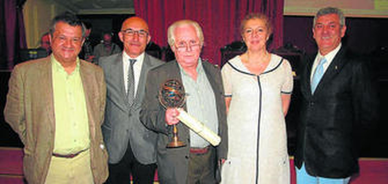 Premio al compromiso educativo