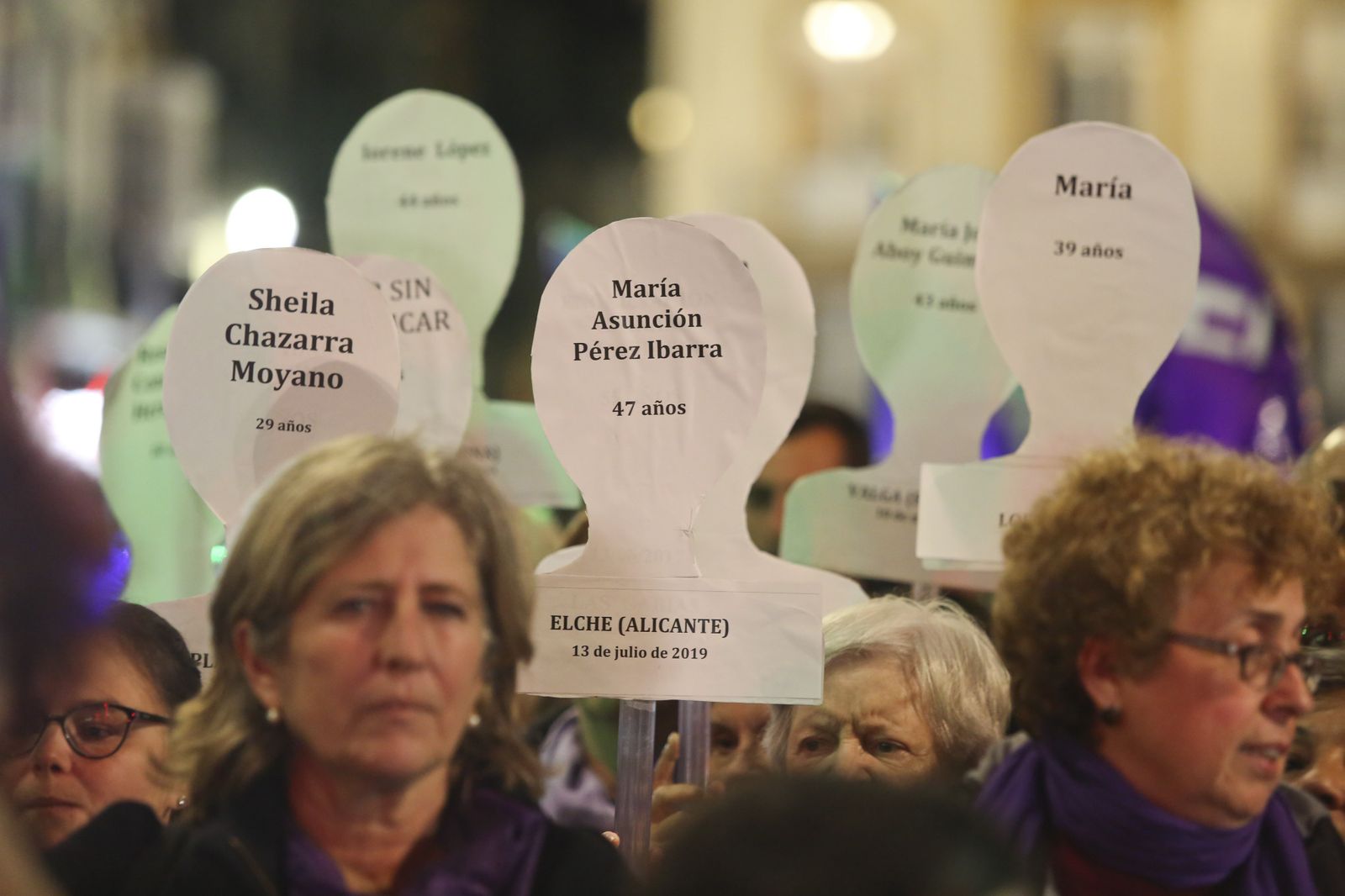 Fotos de la manifestación del 25N contra la violencia de género en Málaga